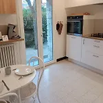 Grand Appartement, 2 Et Jardin Διαμέρισμα