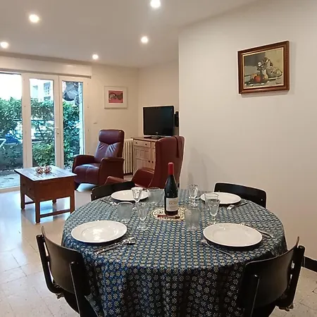 Le Welcome - Grand Appartement 2 Chambres Et Jardin Apartament Nîmes