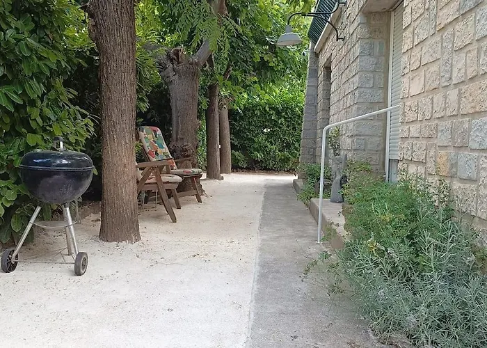 Apartmán Grand Appartement, 2 Et Jardin
