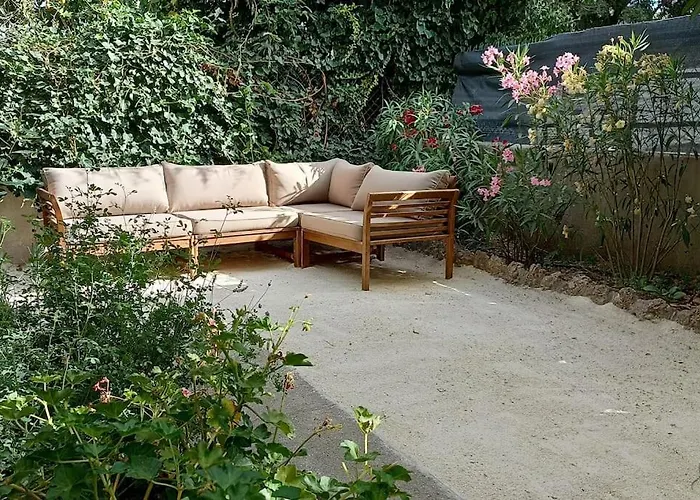 Grand Appartement, 2 Et Jardin Διαμέρισμα Νιμ